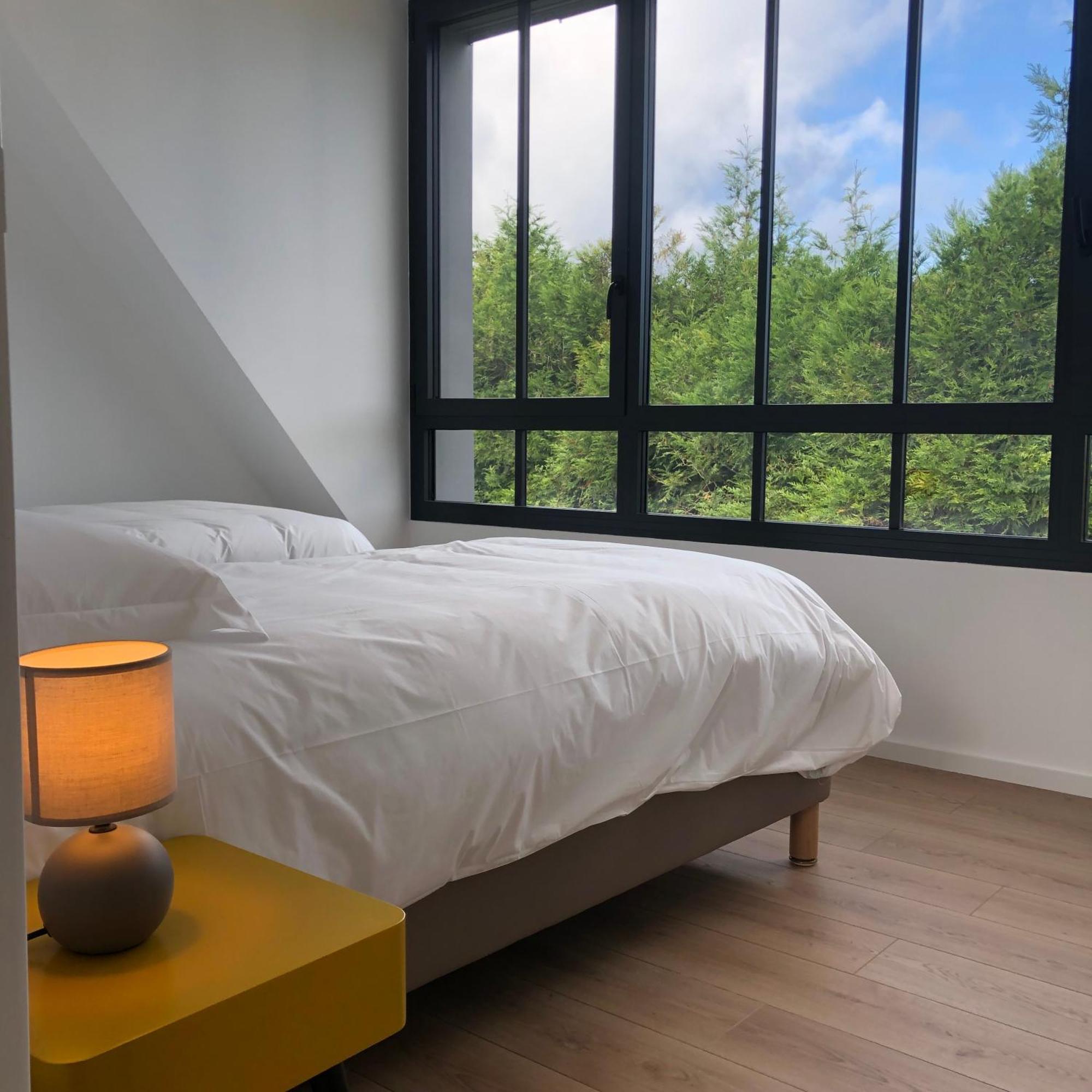 Les Ecolodges Sous Le Phare Louannec 외부 사진