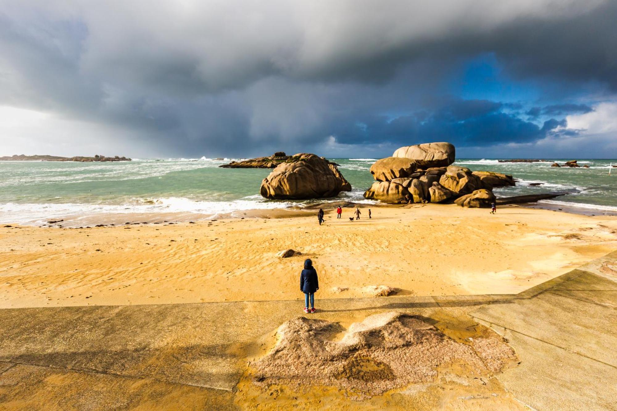 Les Ecolodges Sous Le Phare Louannec 외부 사진